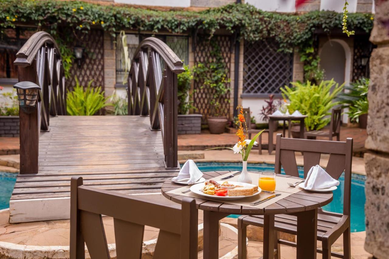 The Grand Gables Aparthotel Найроби Екстериор снимка